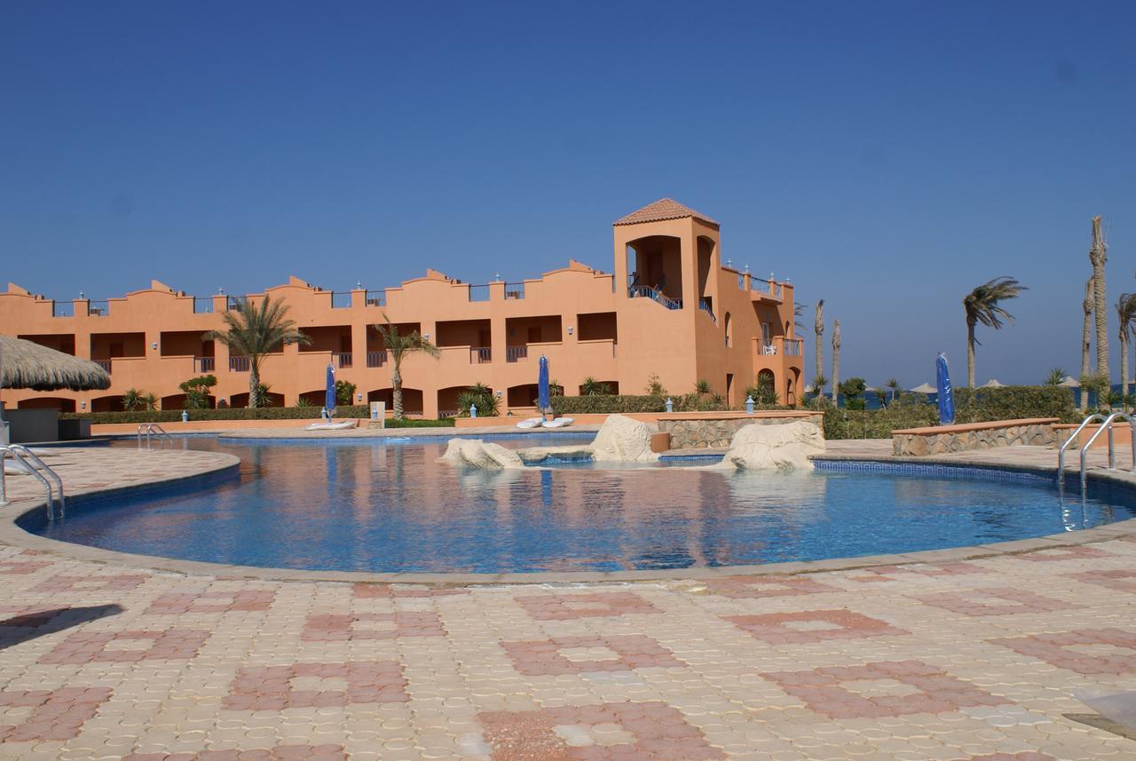 Savanna Empire Spa & Resort Ataqah Екстер'єр фото