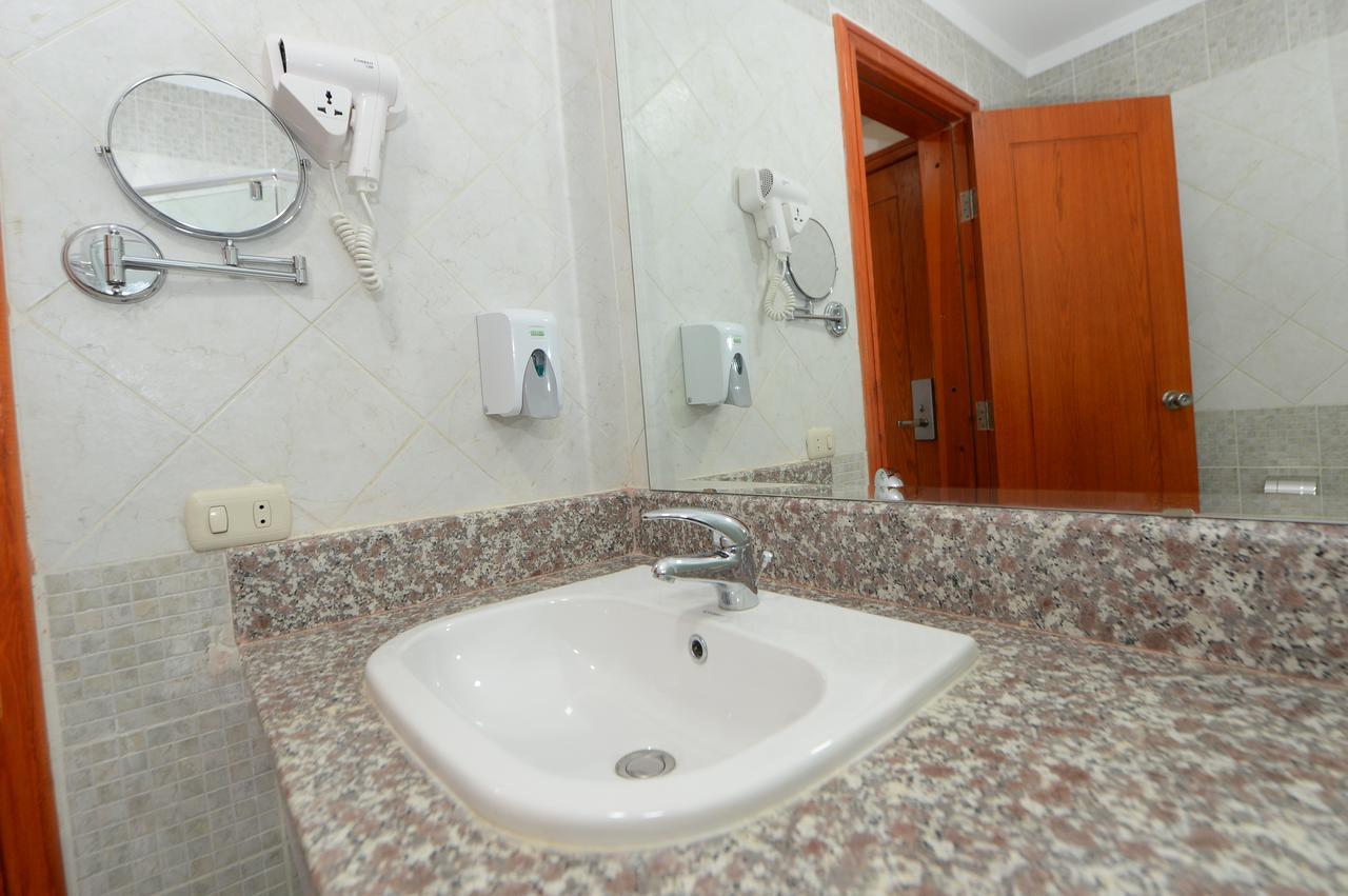 Savanna Empire Spa & Resort Ataqah Екстер'єр фото