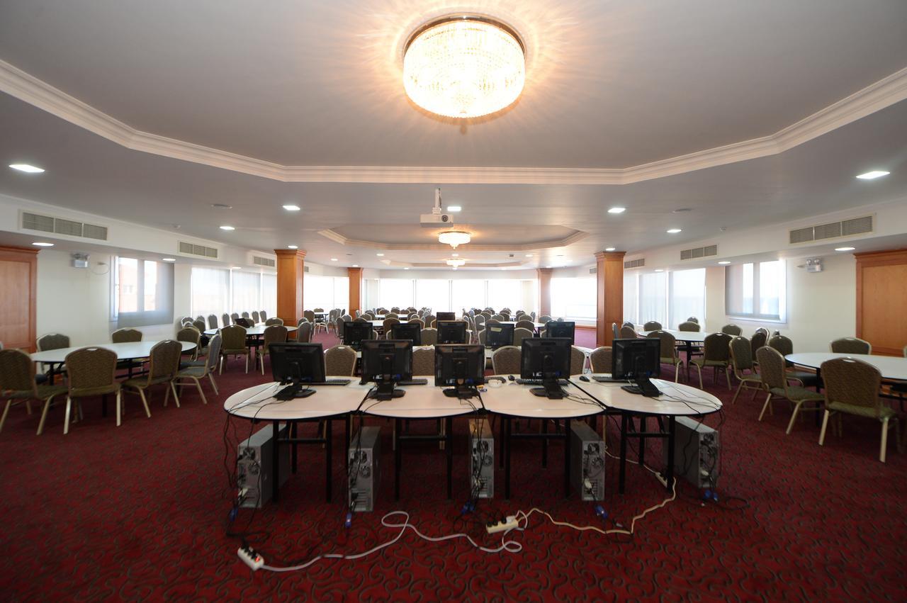 Savanna Empire Spa & Resort Ataqah Екстер'єр фото