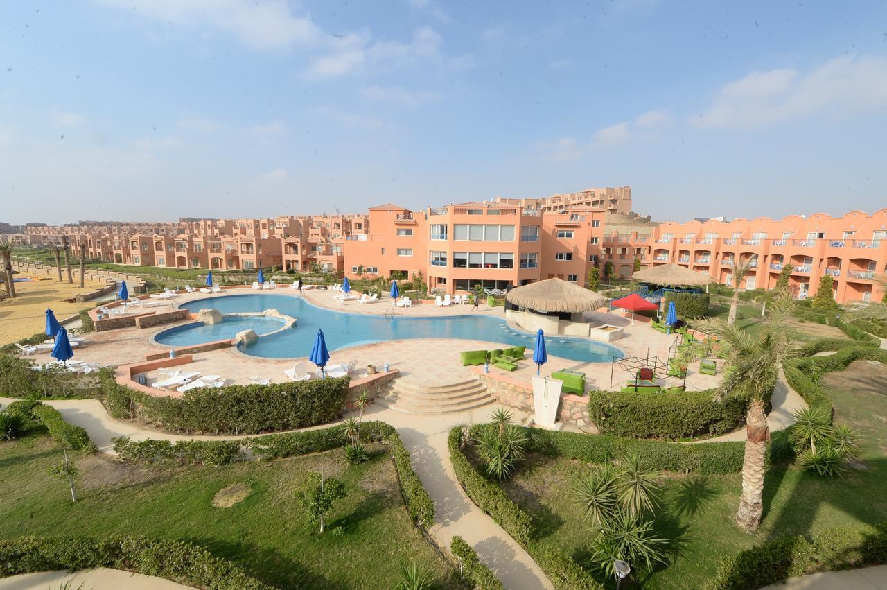 Savanna Empire Spa & Resort Ataqah Екстер'єр фото